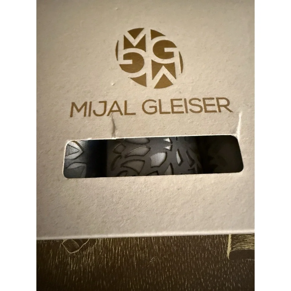 Mijal Gleiser Sea Flower Napkin Rings Silver-Grey NIB Designer Tableware